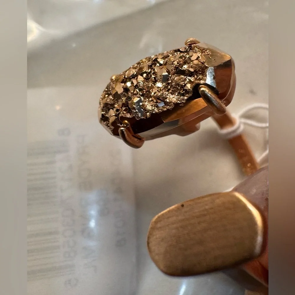🎉LAST CHANCE🎉 KENDRA SCOTT Pryde Ring Silver/Iridescent Drusy